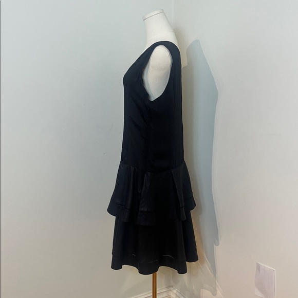 LMC Lamarque Ruffle Dress - Picture 4 of 17